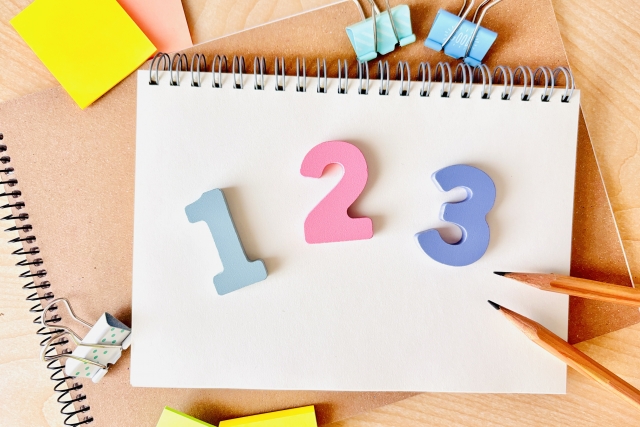 123